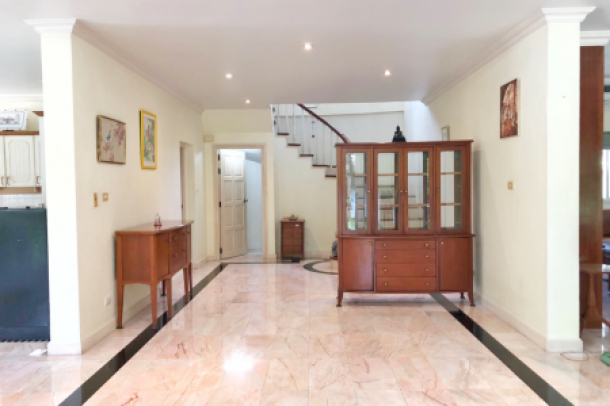 Large 4 Bed House for Rent at Thawi Watthana-7