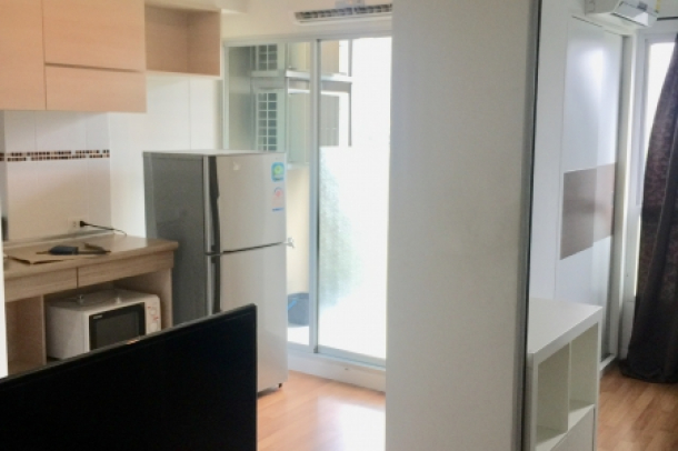 Lumpini Place Rama 4-Kluaynamthai | One Bedroom  Condo at a Discounted Price!!  Like New and Fully Furnished-4