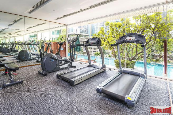 Wind Sukhumvit 23 | Two Bed Asoke Corner Quality Condo on High Floor with City Views-23