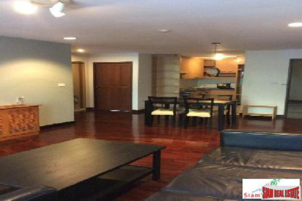 Baan Chan Condo | 2 Bed Furnished Corner Unit Condo with Green Views in Quiet Area in Thonglor 20, Sukhumvit 55-14