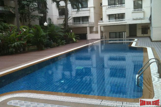 Baan Chan Condo | 2 Bed Furnished Corner Unit Condo with Green Views in Quiet Area in Thonglor 20, Sukhumvit 55-7