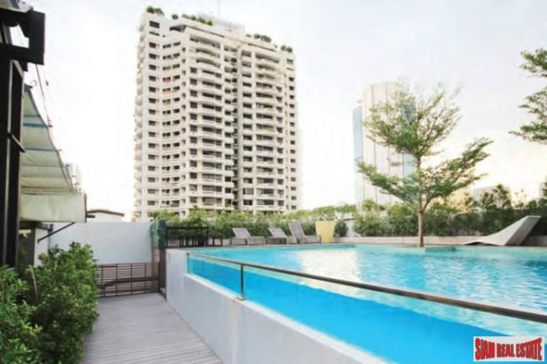 Quad Silom | Large Two Bedroom Condo for Sale in a Low-rise Building in Chong Nonsi-9