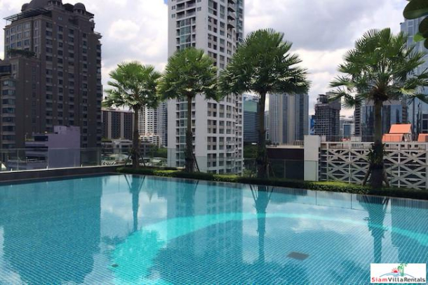 Q Langsuan | Classic Two Bedroom Condo for Rent Near BTS Chit Lom and Lumphini Park-18