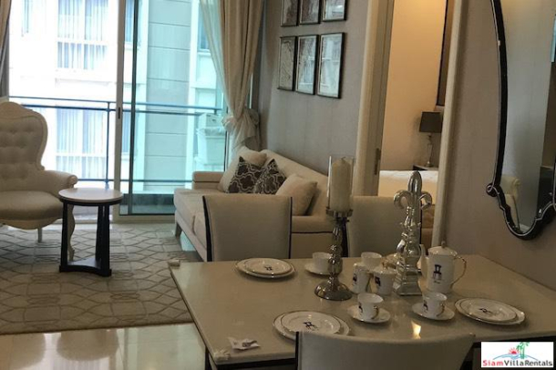 Q Langsuan | Classic Two Bedroom Condo for Rent Near BTS Chit Lom and Lumphini Park-2