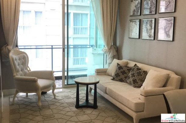 Q Langsuan | Classic Two Bedroom Condo for Rent Near BTS Chit Lom and Lumphini Park-4