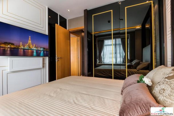 Circle Condominium | Show Quality Luxury Two Bedroom Condo in Phetchaburi with Unblocked City Views-15