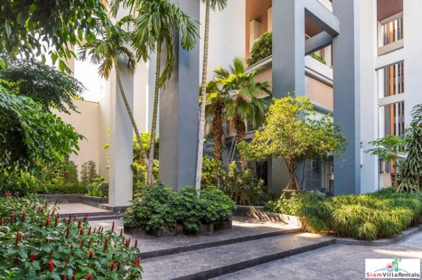 Circle Condominium | Show Quality Luxury Two Bedroom Condo in Phetchaburi with Unblocked City Views-21