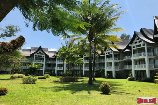 Renovated Large One Bedroom Condo for Sale Five Minutes to Bang Tao Beach in Laguna Resorts-12