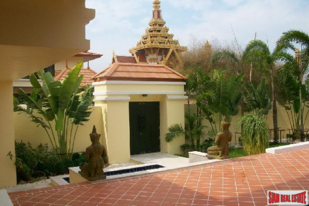 Thai - Bali Style Properties In A Idyllic Setting - Bang saray Pattaya-19