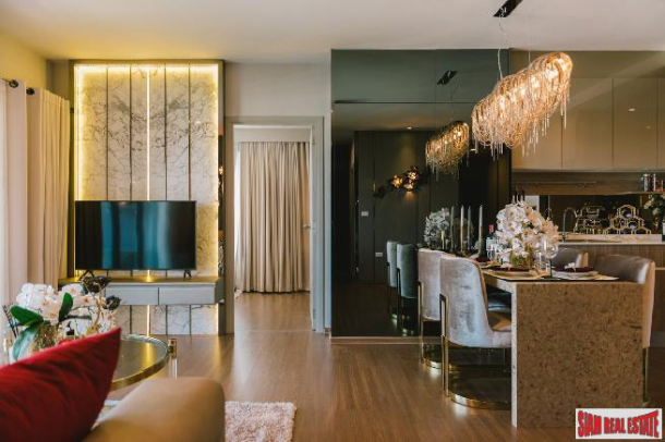 Newly Completed High-Rise Condo next to Chatuchak Park, BTS Saphan Khwai - Two Bed Units-16