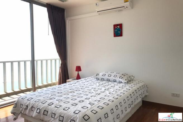 Large 4 Bedroom Condo For Rent in Jomtien Beach-13