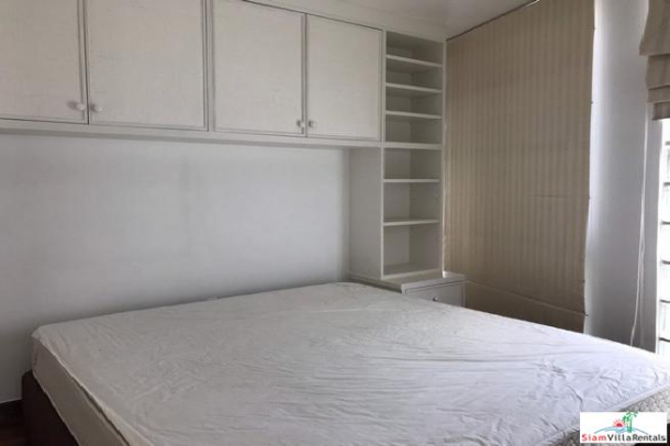 Large 4 Bedroom Condo For Rent in Jomtien Beach-16