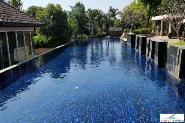 Luxury Beachfront Condo For Rent in Na Jomtien-Pattaya-26