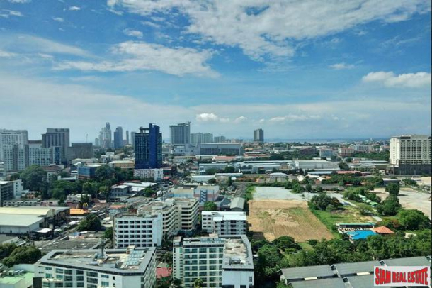 For Sale Stunning Sea view Condo In The Heart of Pattaya-9