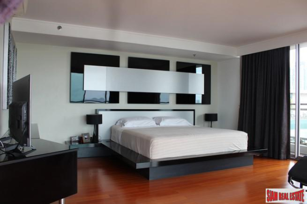A Luxury 3 beds Condo For Sale Near Pattaya Beach-10