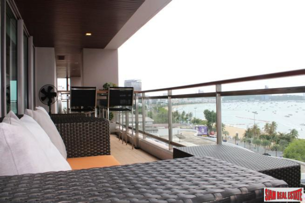 A Luxury 3 beds Condo For Sale Near Pattaya Beach-19