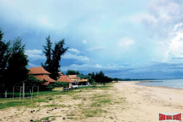 Six Special Beachfront Land Plots for Sale in Bang Saphan, Hua Hin-3