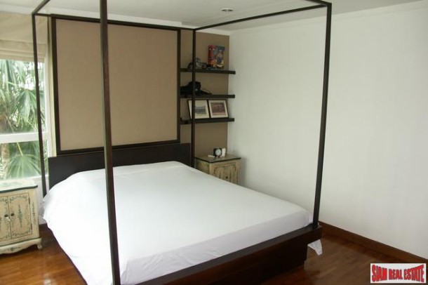 Baan Siri Sukhumvit 13 | Extra Spacious Three Bedroom Condo in Secure Nana Low Rise-3