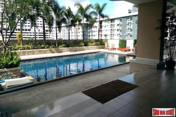 City Living Ratchada | Centrally Located One Bedroom Condo for Sale in Hui Khwang-11