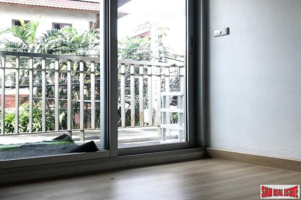 The Niche Sukhumvit 49 | Sunny One Bedroom  for Sale in a Phrom Phong Low Rise Condo-5