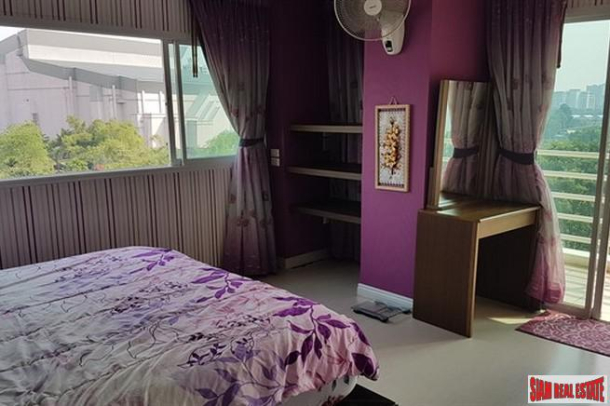 City Living Ratchada | Bright and Colorful Two Bedroom for Sale a Short Distance to MRT Huai Khwang-4