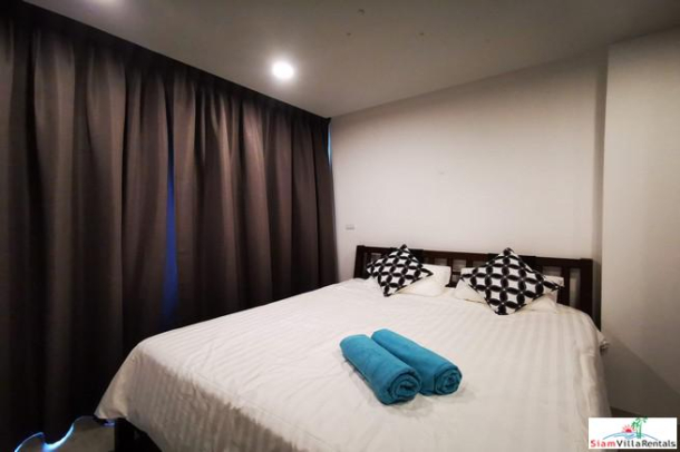 Cozy One Bedroom Laguna Condo with Tree-Lined Views-14