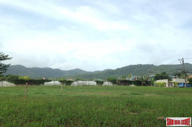 Three Rai Land Plot  with Convenient Access in a Quiet Area of Baan Manik-1
