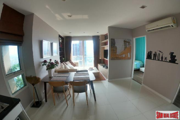 Classy 2 Bed Condo for Sale on 21st Exclusive Floor with City, Canal and River Views at Sukhumvit 71, Phra Khanong-1