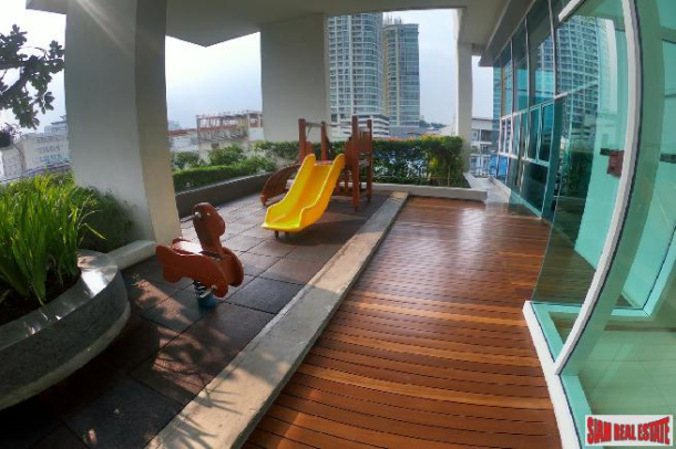 Classy 2 Bed Condo for Sale on 21st Exclusive Floor with City, Canal and River Views at Sukhumvit 71, Phra Khanong-19