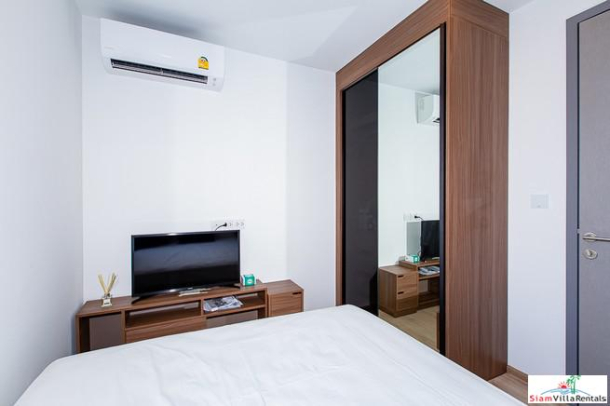 Taka Haus Ekamai 12| Two Bedroom Corner Condo for Rent in Ekkamai-16