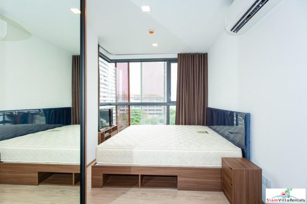 Taka Haus Ekamai 12 | Sunny Two Bedroom Condo for Rent in Low Rise Building-13