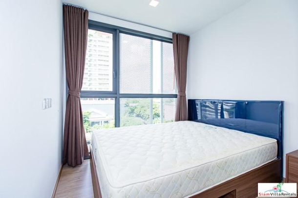 Taka Haus Ekamai 12 | Comfortable and Sunny One Bedroom Condo for Rent in Low Rise Building-10
