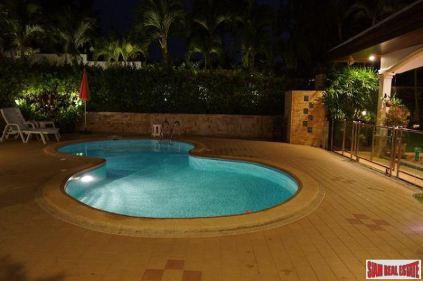 Beautiful Five Bedroom Pool Villa With Big Garden in Rawai-18