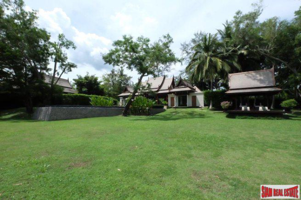 Banyan Tree Residence | Two Bedroom Luxury Laguna Pool Villa with Extra Large Land Plot-10