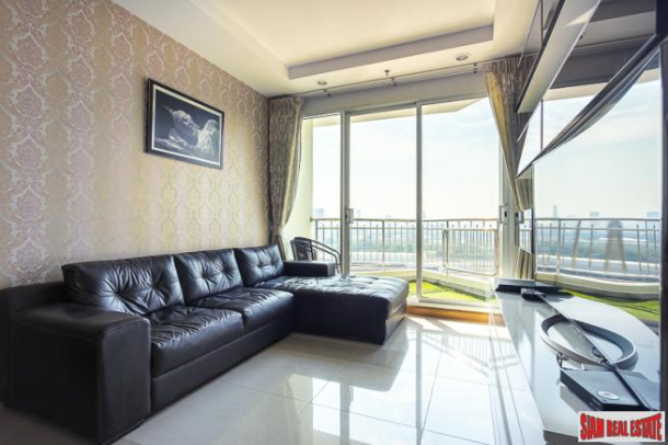 Supalai Wellington | Large 2 Bed Condo on 15th floor with Balcony at Huai Khwang-8