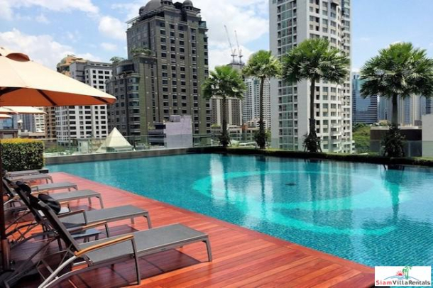 Q Langsuan | Luxury Two Bedroom Condo for Rent on 19th Floor in Ratchadamri-1