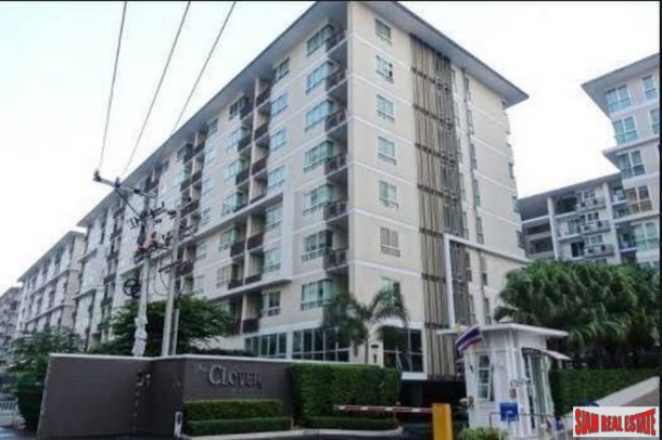 The Clover Thonglor | Spacious One Bedroom Condo for Sale with Pool View-10