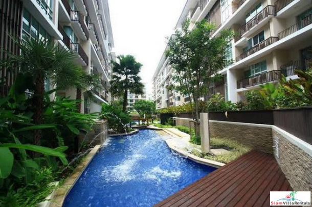 The Clover Thonglor | Spacious One Bedroom Condo for Rent with Pool View-1