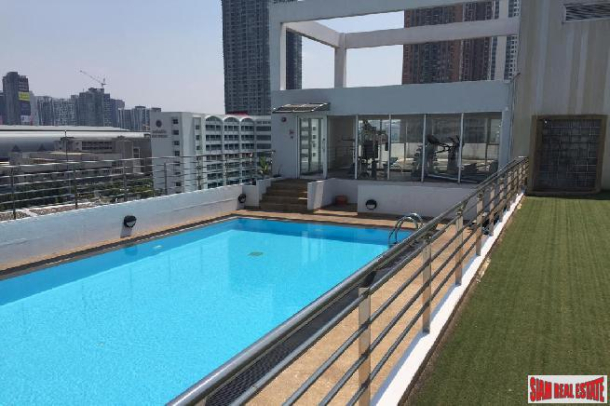The Peaks Residence | Large 2 Bed Condo at Sukhumvit 15, Nana/Asoke next to Water Taxi Pier and NIST School-2