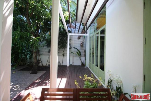 Three Bedroom Thai Tropical Style House for Sale in  Phaya Thai-3