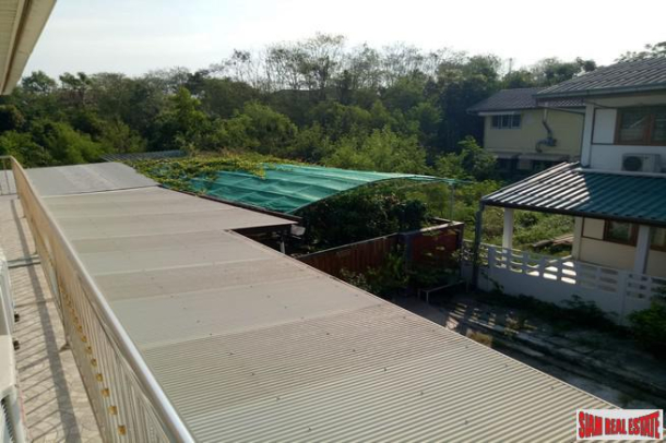 Large 5 Bed House with Private Pool near Golf Course and 5 minutes to Motorway Highway 9 at Bueng Kum - 13% Discount!-27