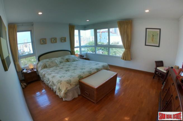Baan Siri Sukhumvit 13 | Large 3 Bed Corner Unit on 7th Floor of Low-Rise Condo - Nana/Asoke - Price Reduced by 25%!-16