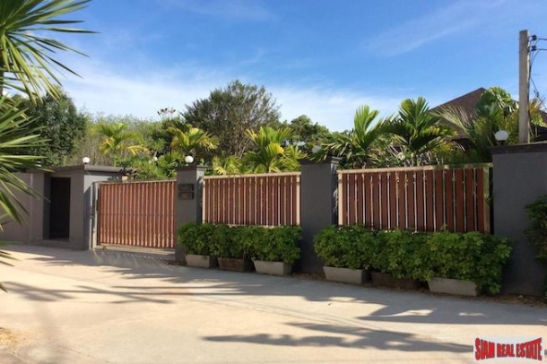 Contemporary Three Bedroom Villa with Large Tropical Fenced Yard in Ao Nang-23