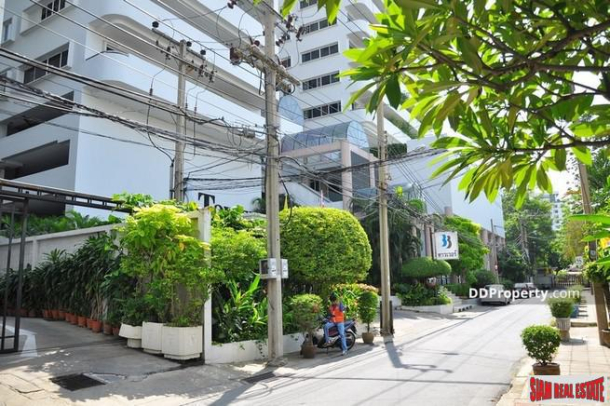 33 Tower Sukhumvit 33 | Spacious Three Bedroom Condo for Rent in the Phrom Phong Area of Bangkok-19