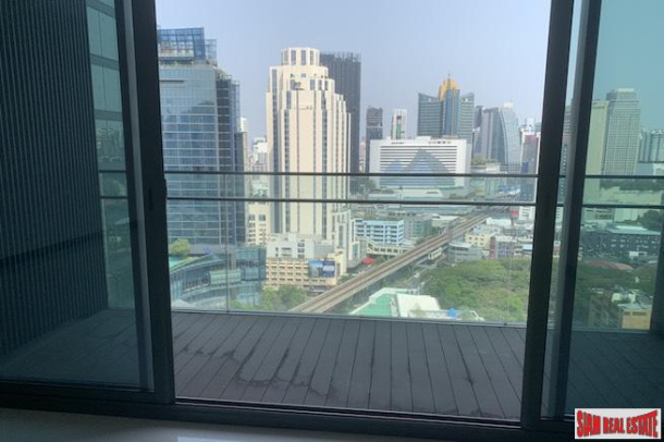 Q Sukhumvit | Ultra Modern Two Bedroom Condo for Sale on a High Floor with Great City Views-14