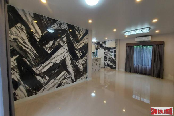 Centro Bangna-KM.7 | Beautiful Fully Decorated Corner Unit House near Mega Bangna - Suvarnabhumi Airport-15