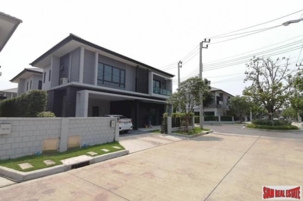 Centro Bangna-KM.7 | Beautiful Fully Decorated Corner Unit House near Mega Bangna - Suvarnabhumi Airport-16