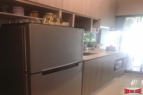 The ESSE Asoke | Contemporary Two Bedroom Loft-Style Duplex for Rent on the 50th Floor-17