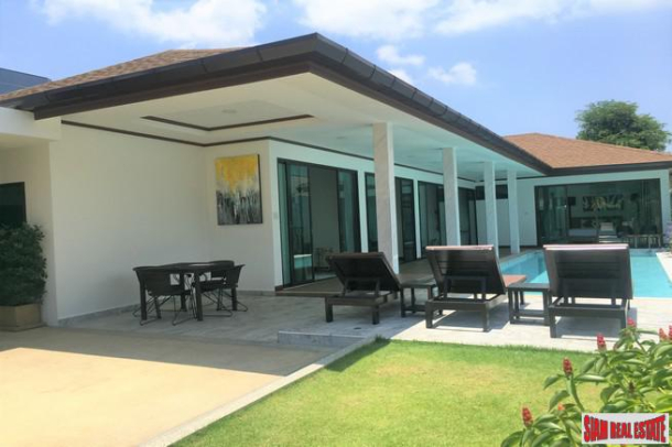 Four Bedroom Pool Villa with Garden for Rent in Rawai-24
