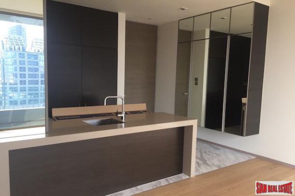 Saladaeng One | Super Luxury One Bedroom Condo for Sale with City Views in Sala Daeng-9
